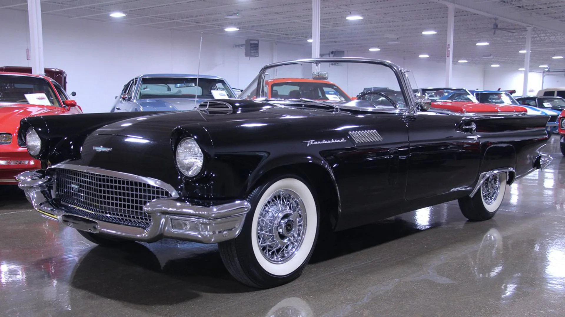 1957 Ford Thunderbird